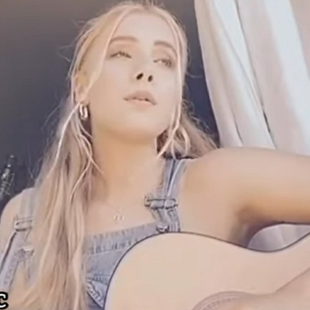 Meet your Posher, Samara